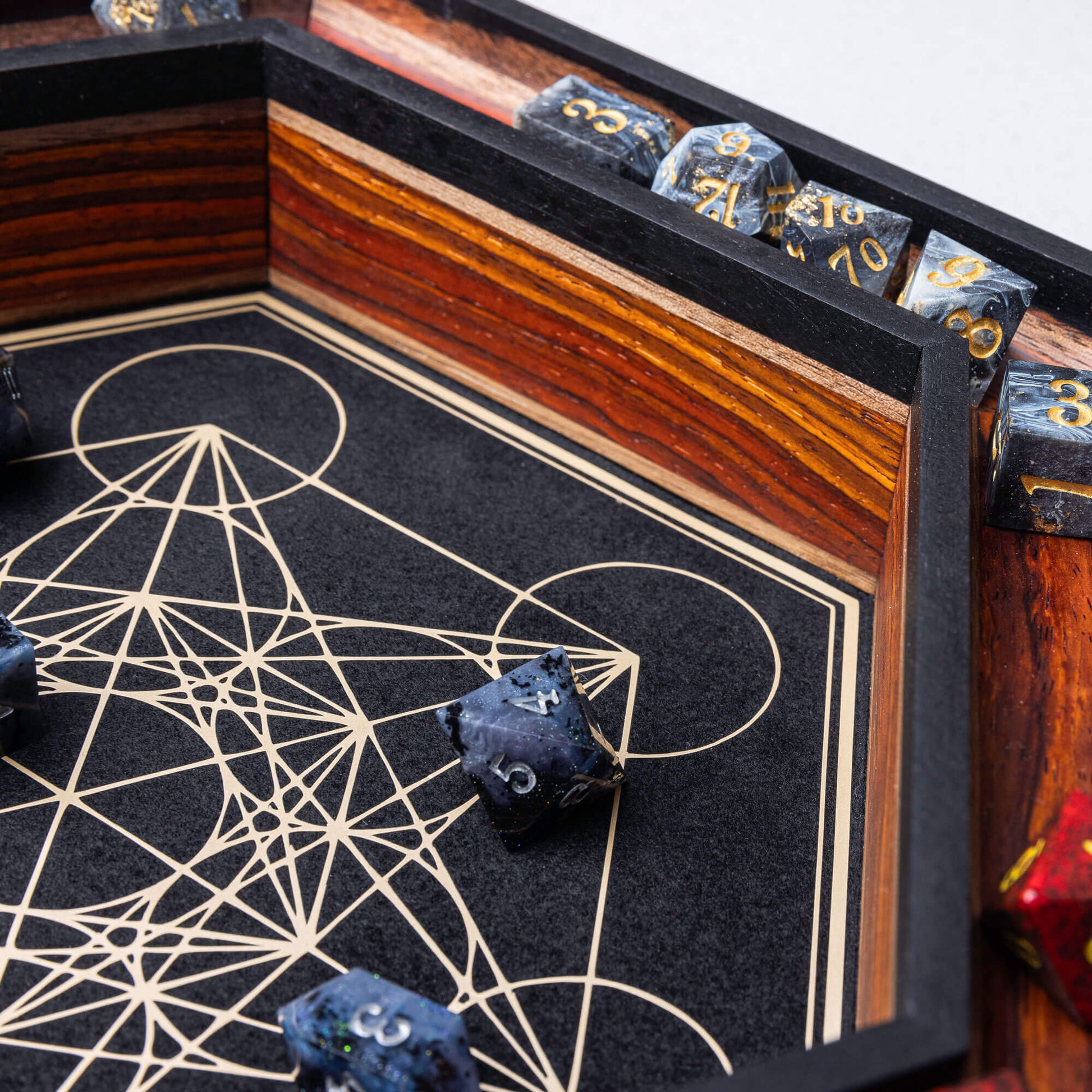 Customizable Gen2 Dice Tray from BlackBear Workshops - Premium Quality - Handcrafted in Canada - DND games - Cocobolo - African Blackwood  - Black Velvet - Gold Vinyl